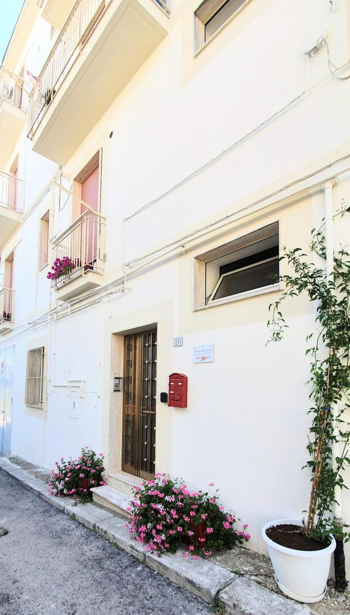 Angela'S Apartment. Elegant Two Bedroom House In Irsina Exteriér fotografie